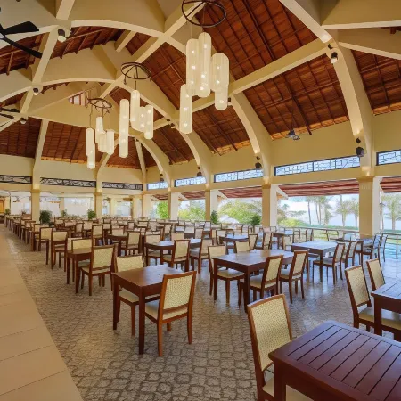 Sunny Beach Resort & Spa Mui Ne