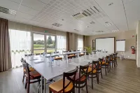 Brit Hotel Saint-Méen-Le-Grand en Brocéliande Hotels in Saint-Launeuc