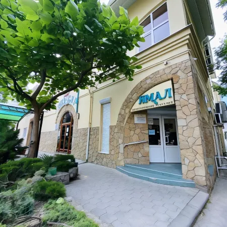 Yamal Hotel