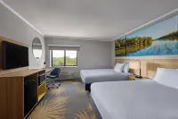 Days Inn & Suites by Wyndham Kansas City South Các khách sạn gần Lakeside Nature Center