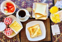 The Homey Rooms and Tours - sarapan