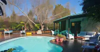 Tube n Axe Lodge and Backpackers Hotels in Stormsrivier