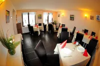 Hotel Gema فنادق في Sacele