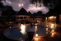 Hoyo Hoyo Safari Lodge - Hot Tub