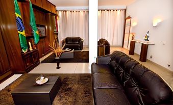 1. 투랜스 화이트 ..