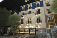 The Blue Vista Hotels near Gravity Mantra