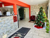 Super 8 by Wyndham Moberly MO - Motels