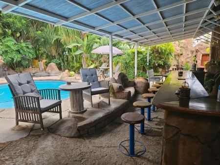 61 on Ireland Guest House and Conferencing Отели рядом с достопримечательностью «Peter Mokaba Stadium»