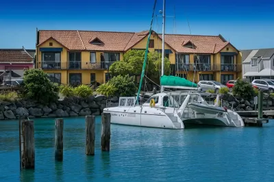 Harbourside Lodge Hotels in Todds Valley