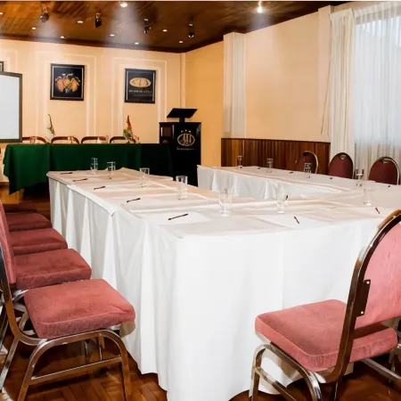 Americana Hotel