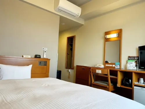 Hotel Route-Inn Chiryu -Kokudou 1 Gou- Hotels in Карія