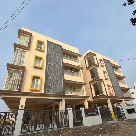 Neighbour Inn - Apart Hotel Отели рядом с достопримечательностью «Бизнес-комплекс DLF IT Park»