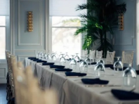 Rosedon - Adults Only Hotels in Hamilton