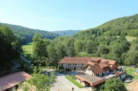 Landgasthof Probstei Zella Hotels in Datterode