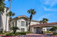 Motel 6 Baytown, TX - Garth Rd