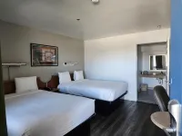 Motel 6 Barstow, CA - Mojave Desert Stop - I-15 - Cho phép mang theo thú cưng