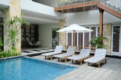 Crystal Kuta Hotel Hotel dekat The Keranjang Bali - Surga Baru Oleh Oleh Bali