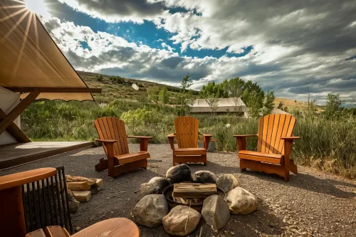 Conestoga Ranch Glamping Resort Hotels in Garden City