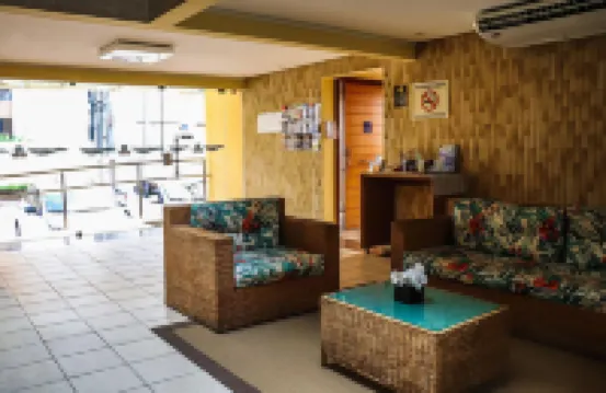 Flats em prédio Beira Mar Ponta Negra Mirador - Qavi