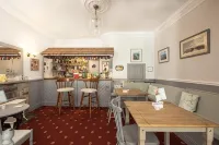 Bridgeside Guest House Hotels in East Looe