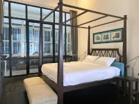 Aayu Stewart Hotels near Padang Kota Lama (Esplanade)