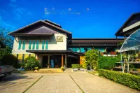 Anantaya Home Hotels in Sung Men