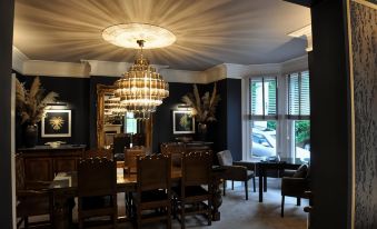 Tir y Coed Country House