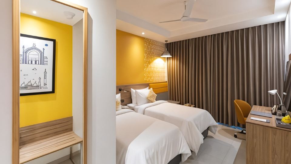Hometel Alambagh Lucknow