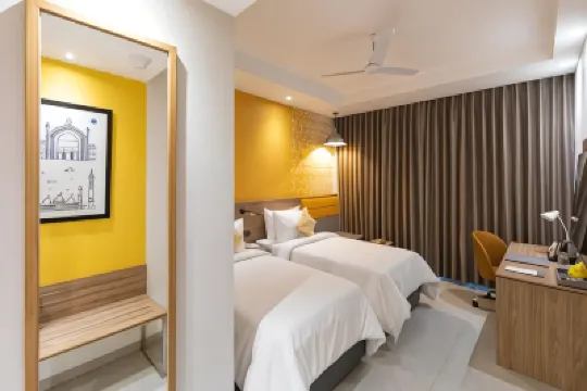Hometel Alambagh Lucknow のホテル