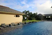 Hotel Monticello Tagaytay - Rooftop Pools