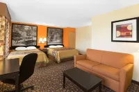 Super 8 by Wyndham Clive IA Hotels in Clive