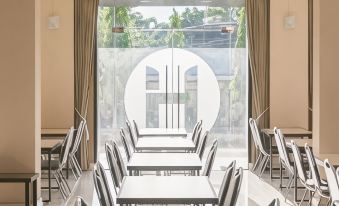 Hansanan Hotel