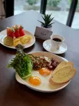 Le Lert Hotel Ratchaburi - breakfast