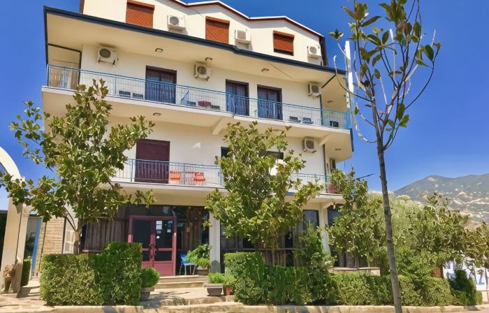 Ramis Hotel & Outdoor Sports Center