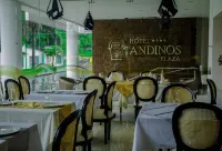 Hotel Andinos Plaza Florencia - พร้อมอาหารเช้า