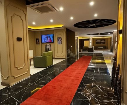 2. 그란드 아가 호..