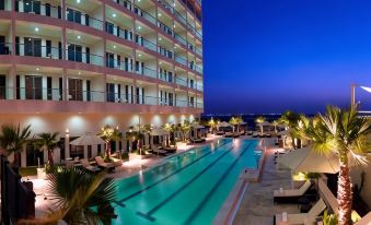 Staybridge Suites Abu Dhabi - Yas Island