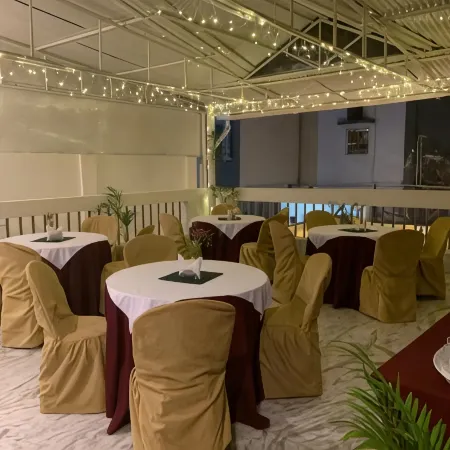 Hotel Saluja