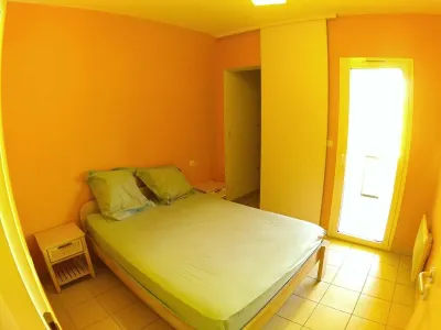 Proche Plage du Ricanto et Aéroport 4 Personnes Hôtels à proximité de l'Aéroport d'Ajaccio-Napoléon-Bonaparte