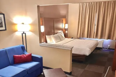 Baymont by Wyndham Phoenix North Các khách sạn ở Phượng Hoàng