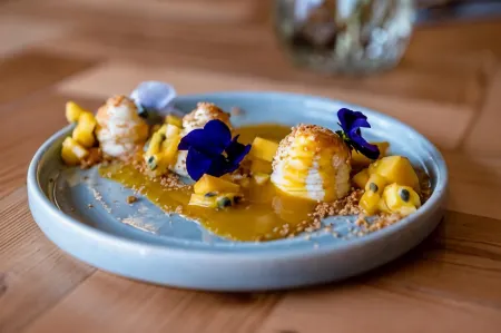 The Sheep and Penguin Отели в г. Wells