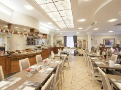 ホテル ヴィラ ティジアナ マッサのホテル