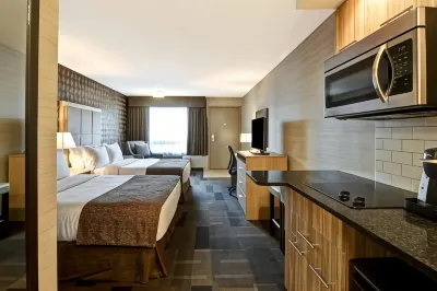 Canalta St.Paul Hotels near Clancy Richard Arena