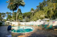 Inn at Morro Bay - Pools