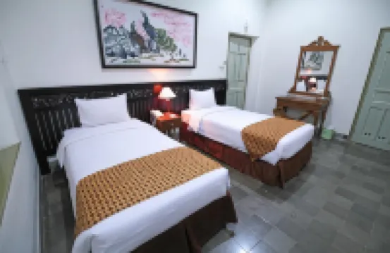 The Kresna Hotel
