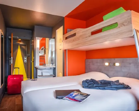 Ibis Budget Coutances Hôtels à : Manche