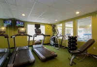 Fairfield Inn & Suites Marion Hotels in Marion