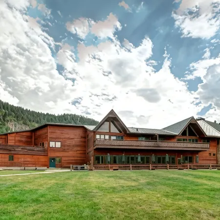 Spearfish Canyon Lodge