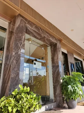 The Room Hotel Отели рядом с достопримечательностью «Коко Кабана»