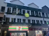 AeCOTEL Mingle Hostel Hotels in 